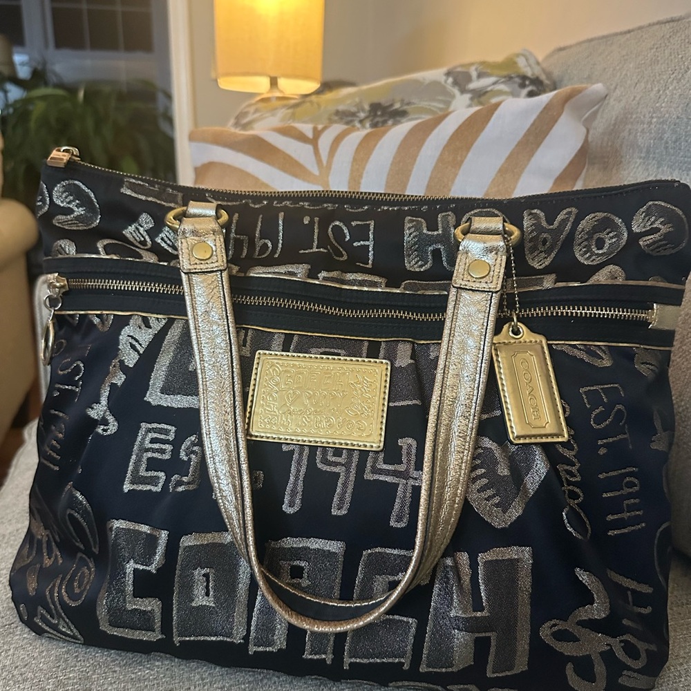 Coach Rare 2010 Gold Graffiti Tote Shoulder Bag style 15301 | With Hang Tags - Picture 15 of 16
